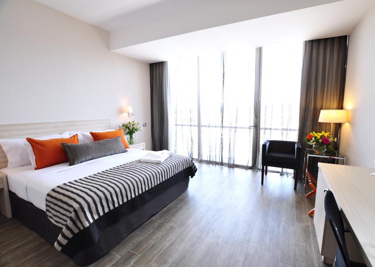 Hotel Casino Talca ตัลกา ภายนอก รูปภาพ