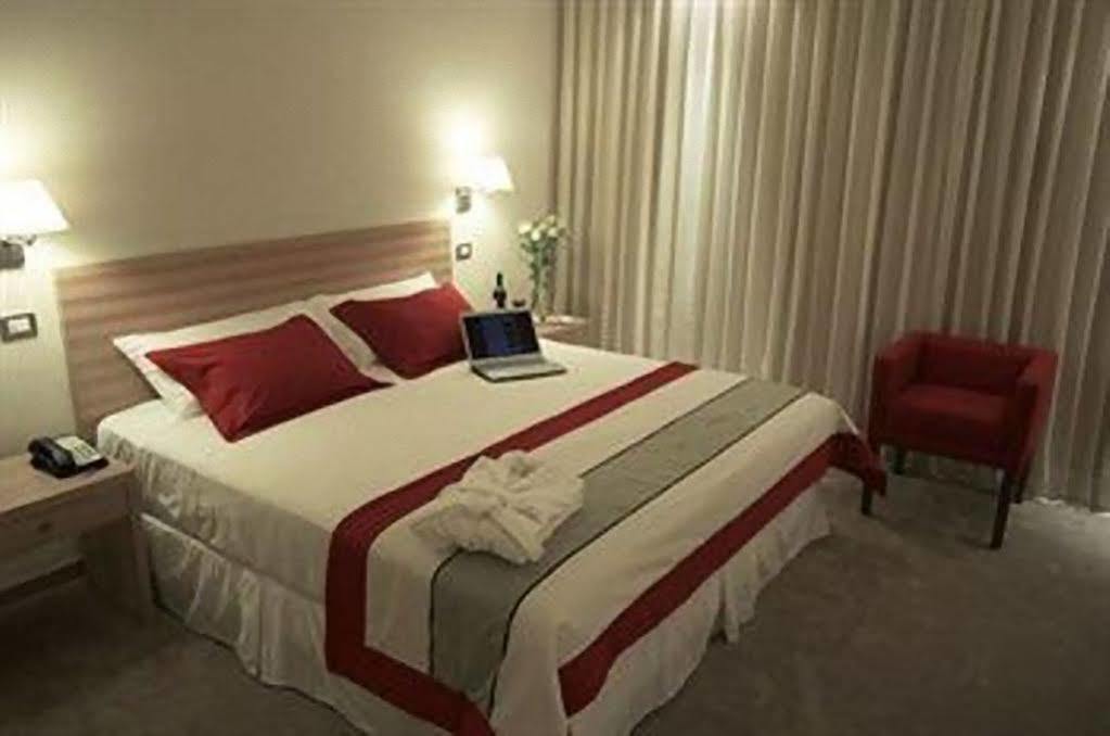 Hotel Casino Talca ตัลกา ภายนอก รูปภาพ